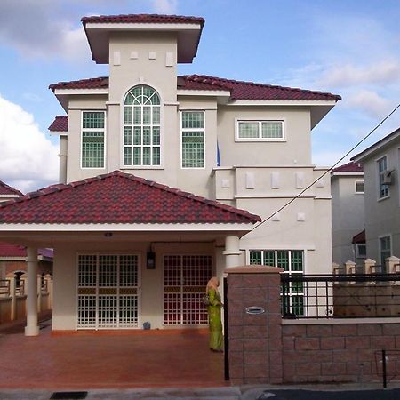 Casa D'Astana Homestay Sungai Petani For Muslim Only Екстериор снимка